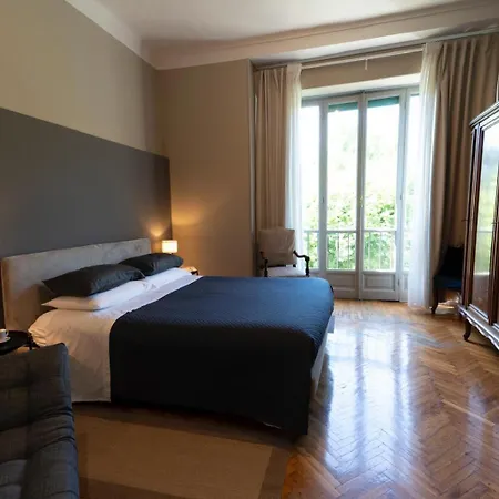 Damiki Luminoso, * Torino