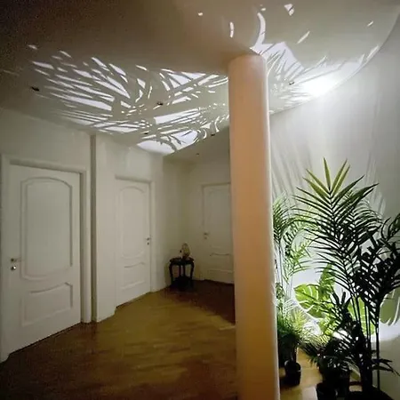 Damiki Luminoso, * تورينو