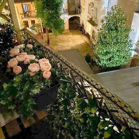 Damiki Luminoso, Lägenhet Turin