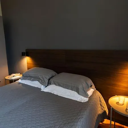 Damiki Luminoso, Appartement *