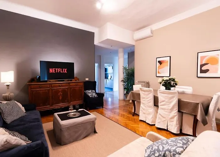 Damiki Luminoso, Apartament Turyn